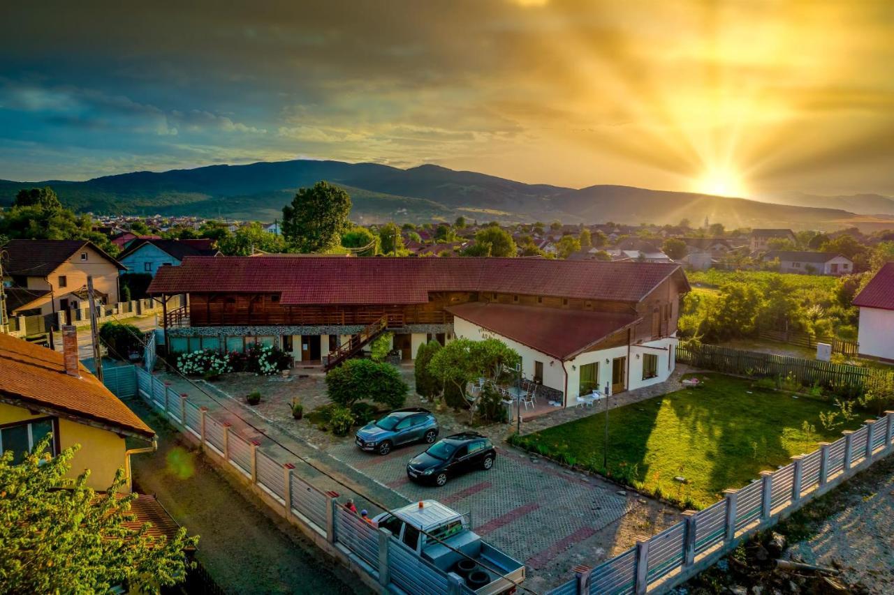 Pensiunea Ara Alba Iulia Exteriör bild